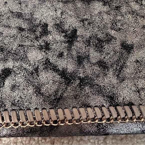 EUC Phase 3 Metallic Clutch Bag! - Picture 2 of 10